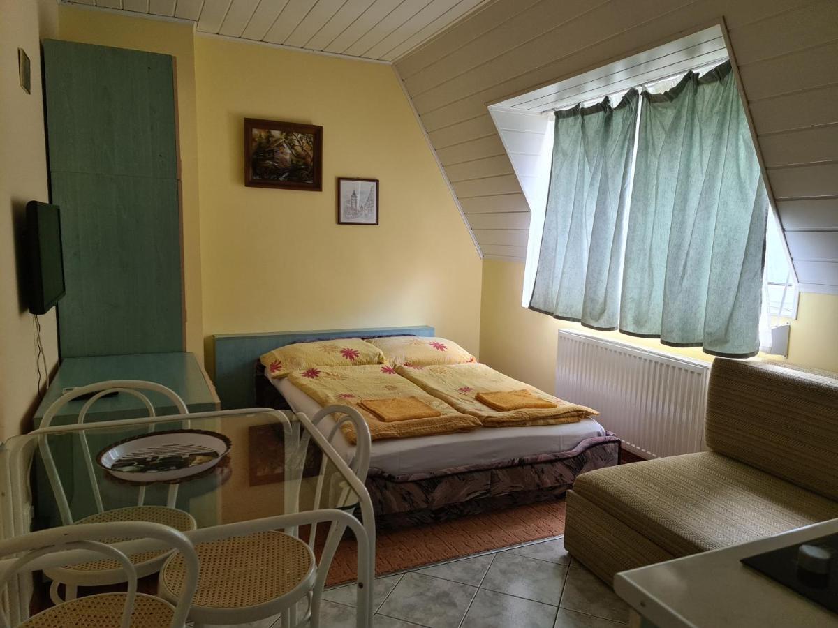 Апартаменты Richie Ii. Apartman Шиофок Экстерьер фото